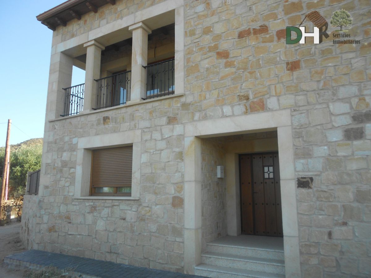 For sale of house in Santa Cruz de la Sierra