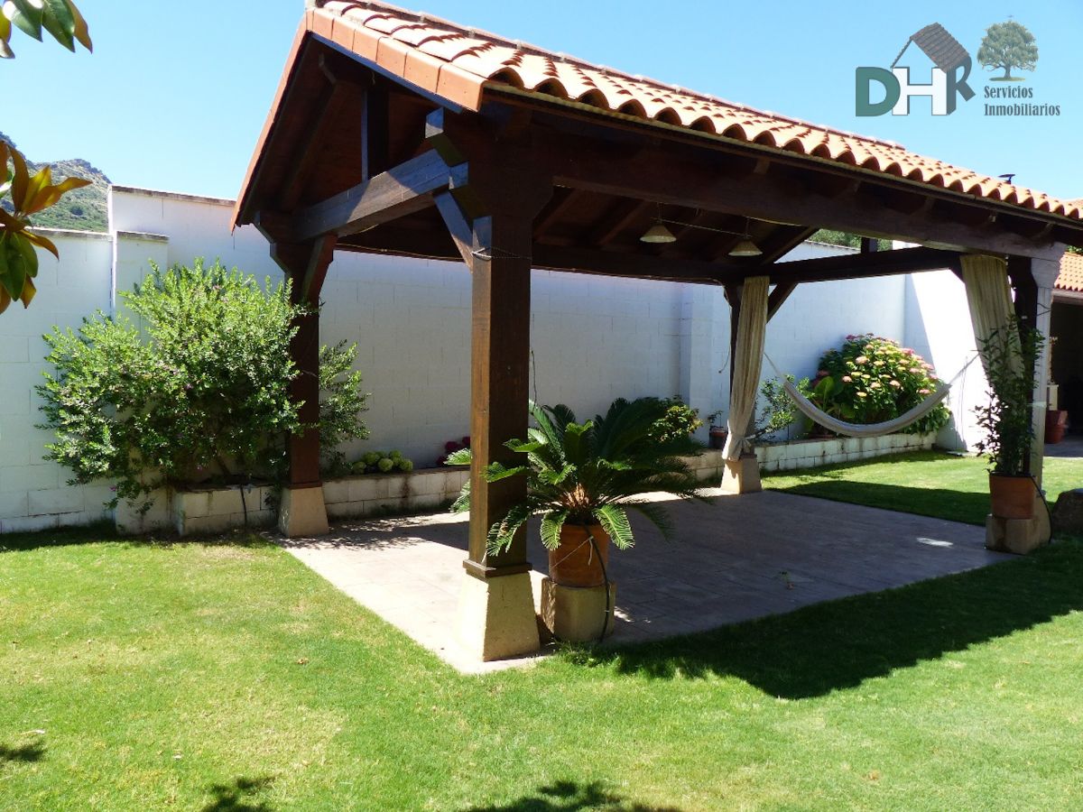 For sale of house in Santa Cruz de la Sierra