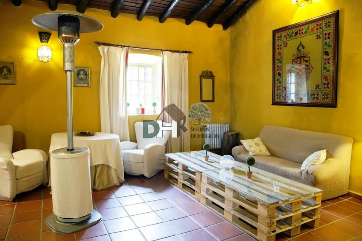 For sale of rural property in Cáceres