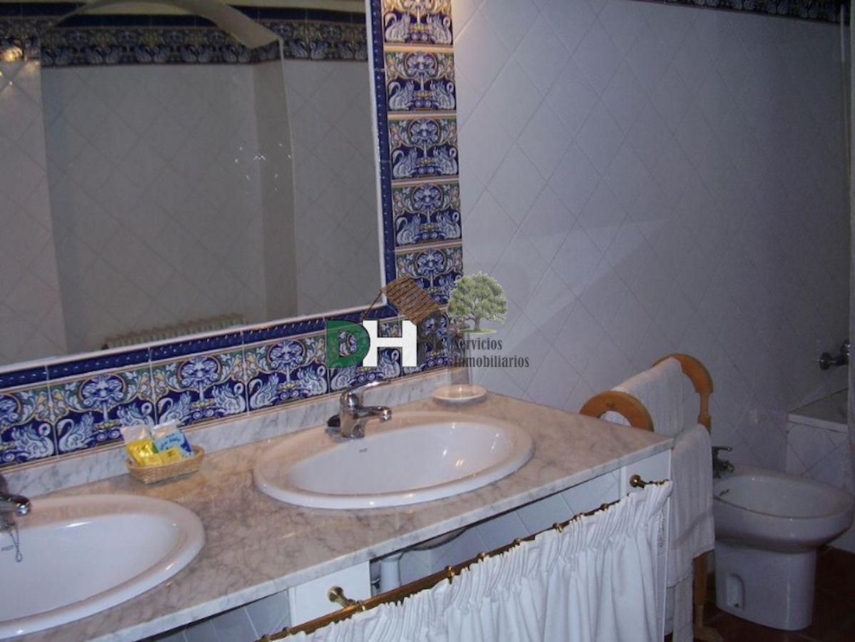 For sale of rural property in Cáceres