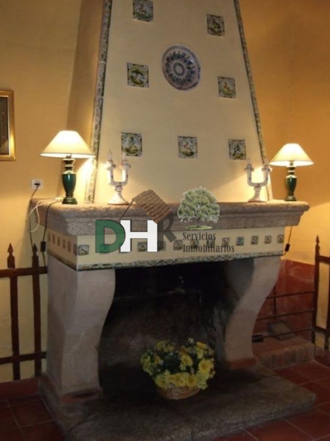 For sale of rural property in Cáceres