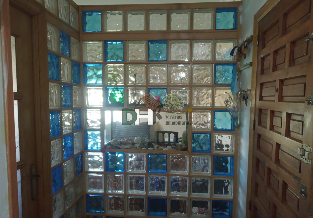 For sale of chalet in Malpartida de Cáceres