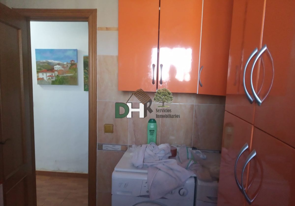 For sale of chalet in Malpartida de Cáceres
