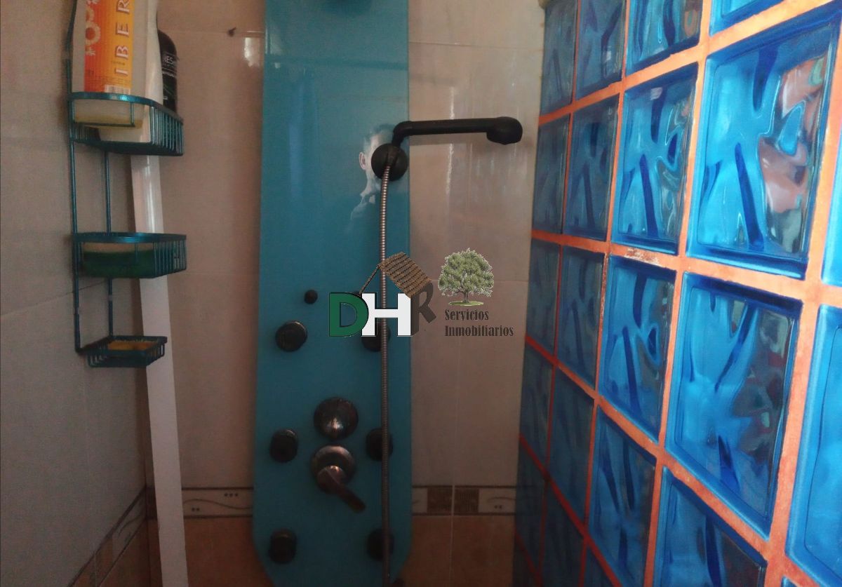 For sale of chalet in Malpartida de Cáceres