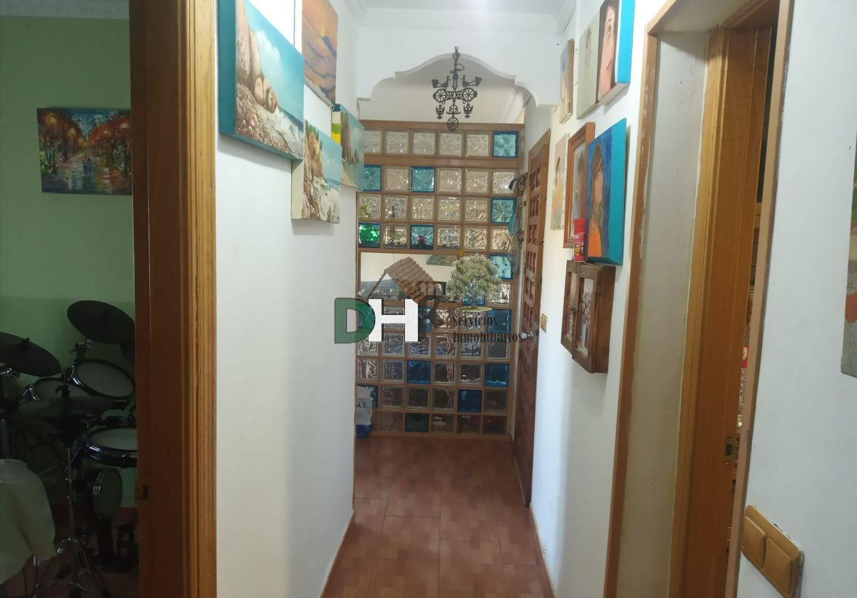 For sale of chalet in Malpartida de Cáceres