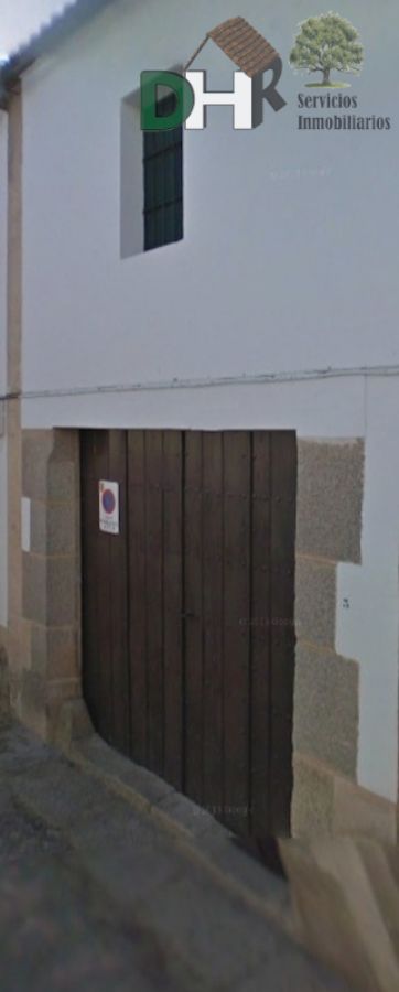 For sale of house in Malpartida de Cáceres