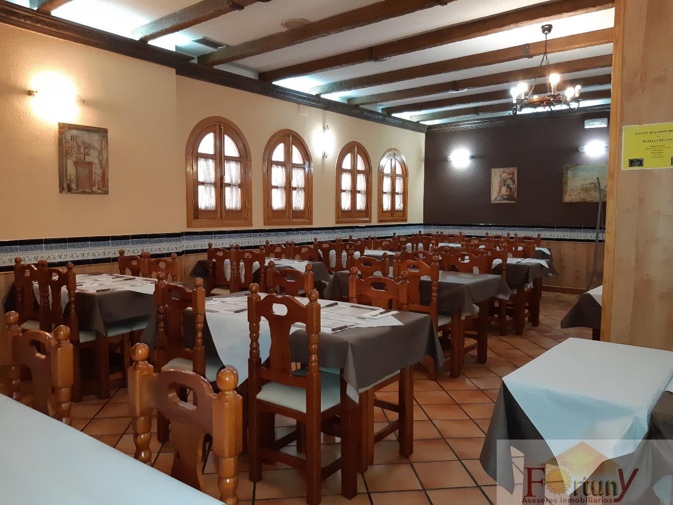 For sale of commercial in Granada