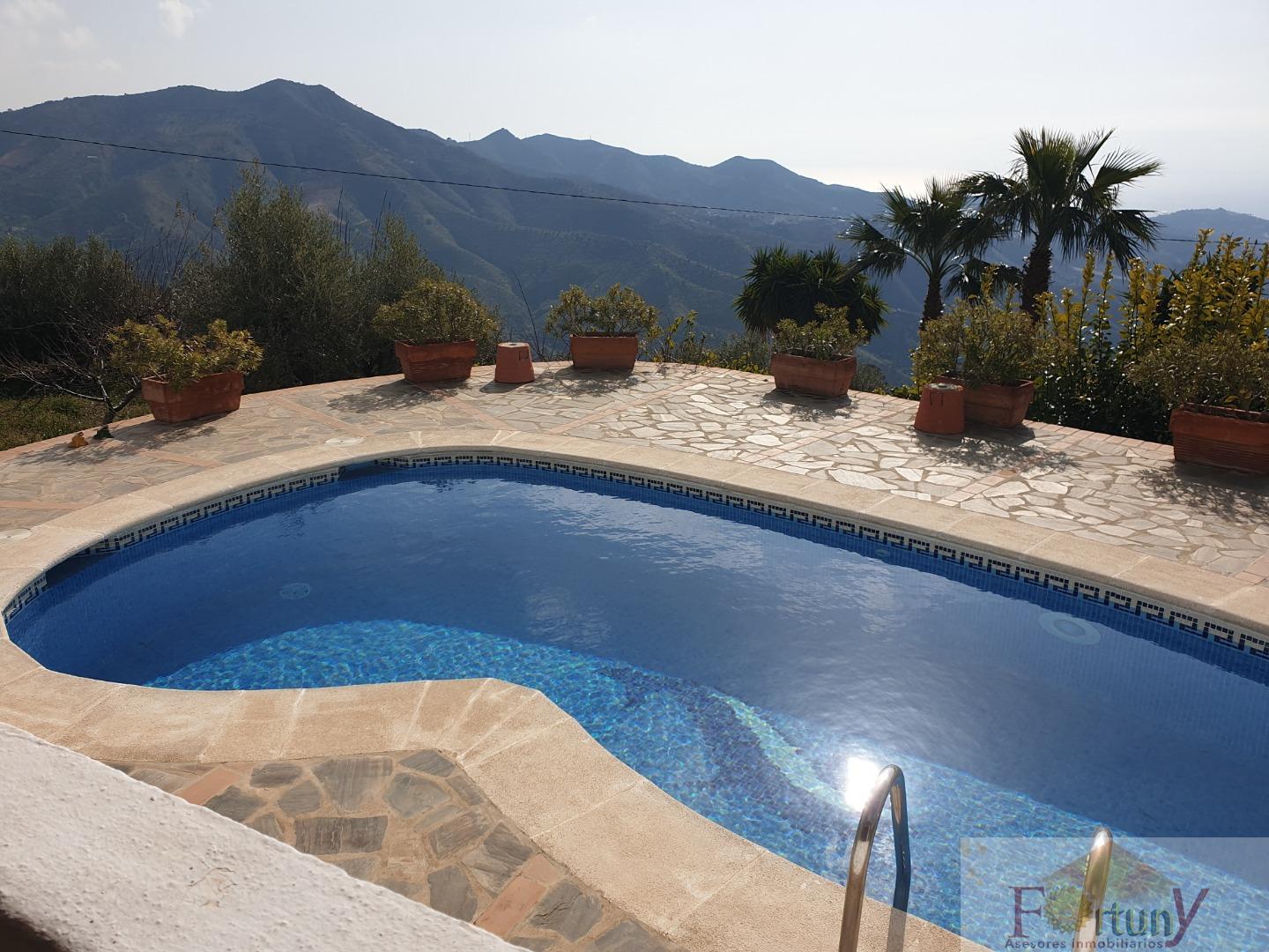 For sale of house in Nerja