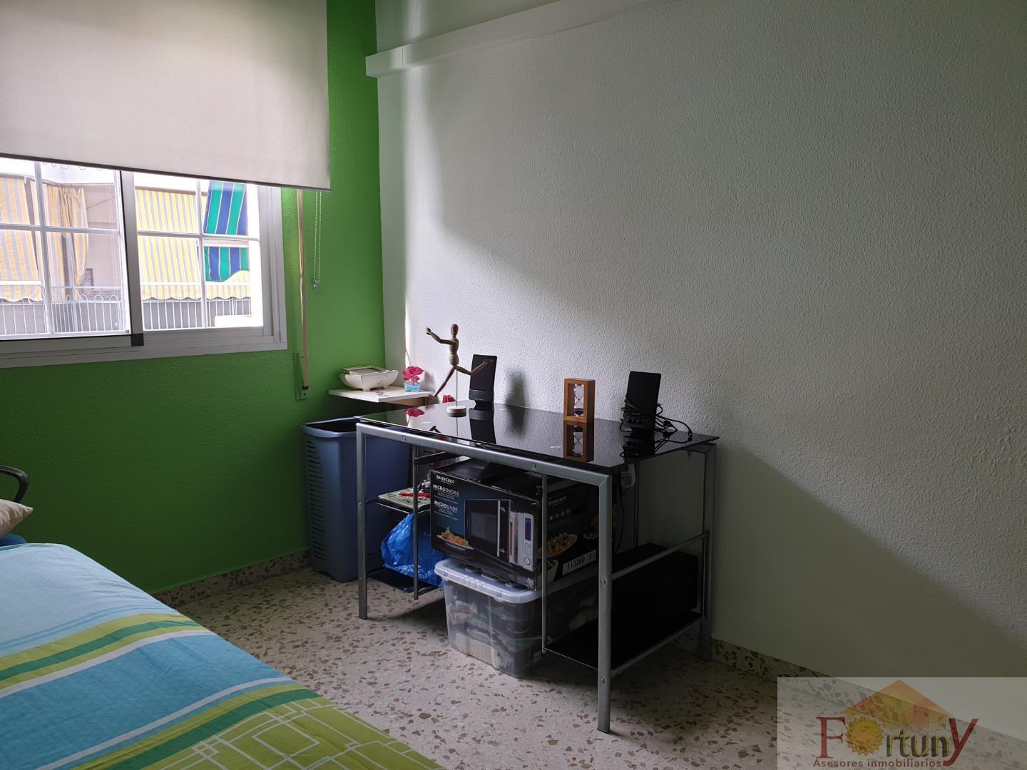 For sale of flat in Salobreña