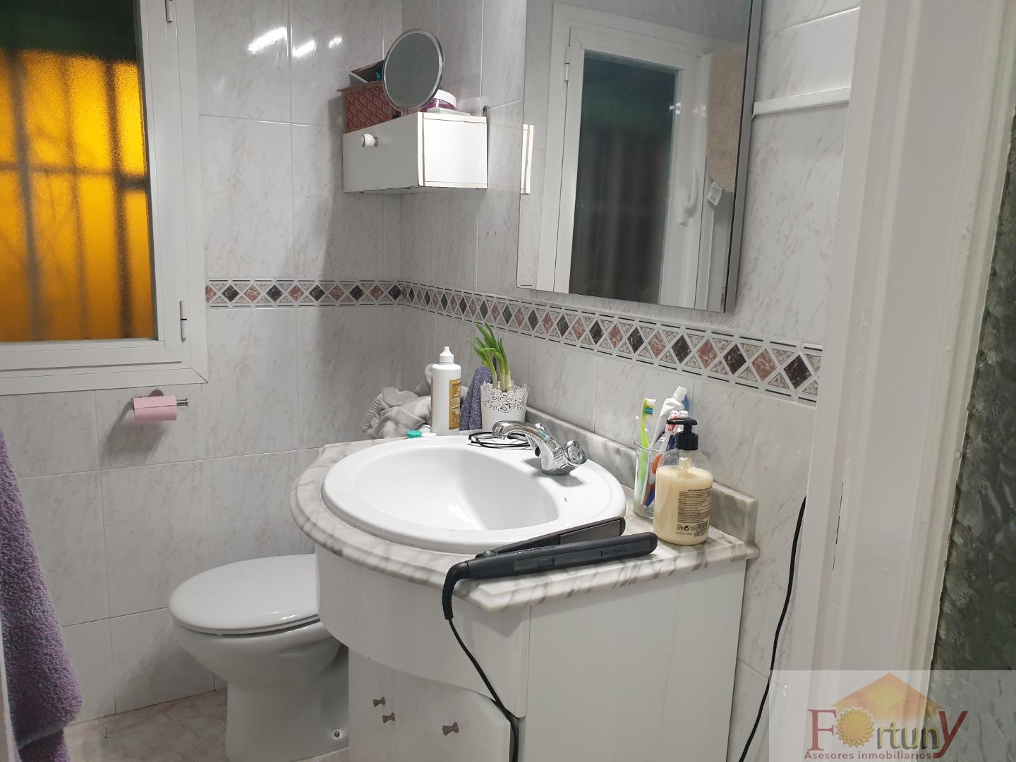 For rent of flat in Granada