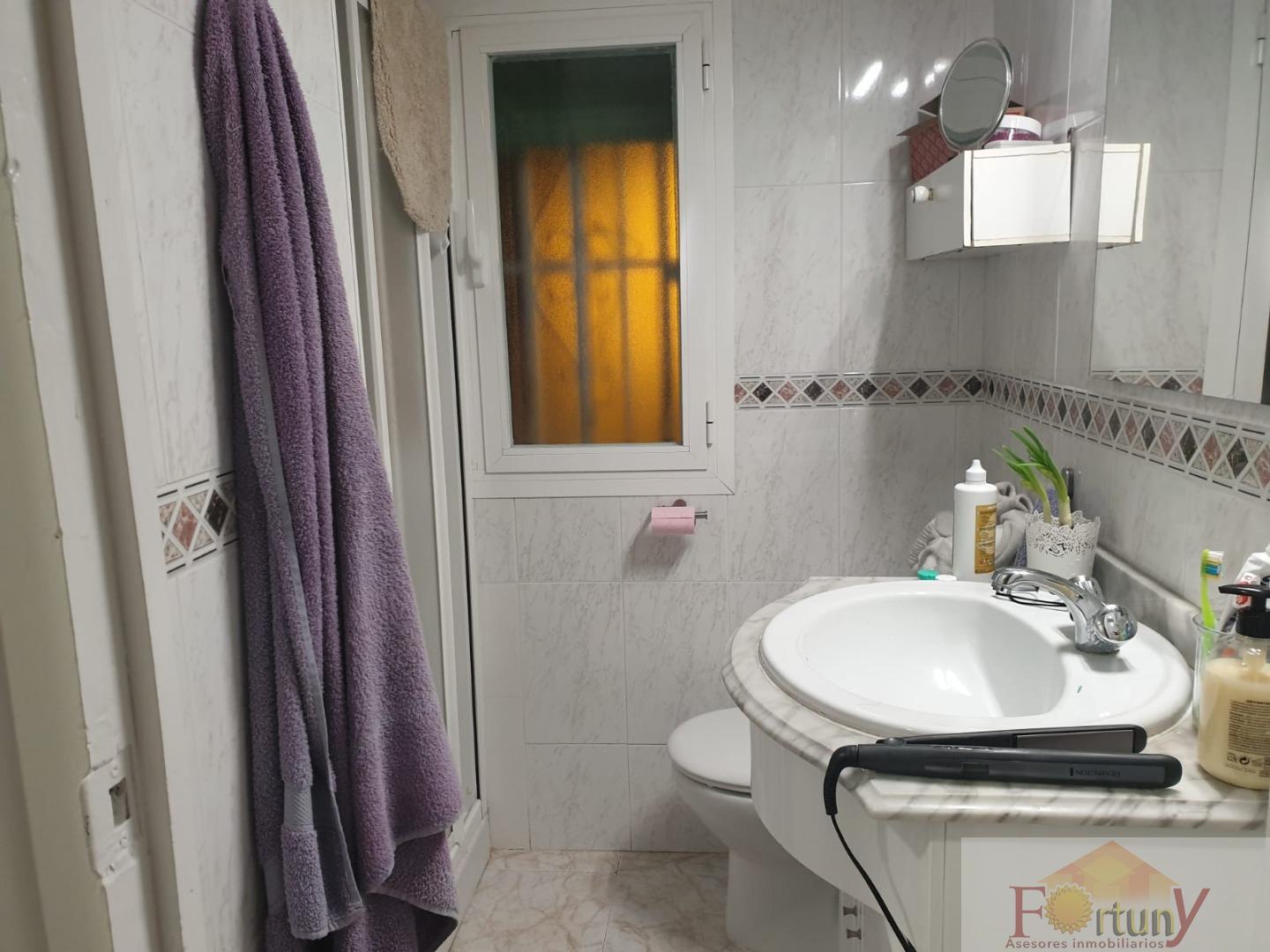 For rent of flat in Granada