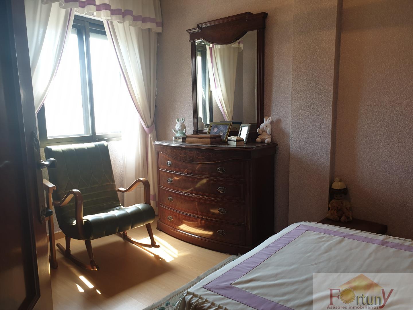 For sale of flat in Almuñécar