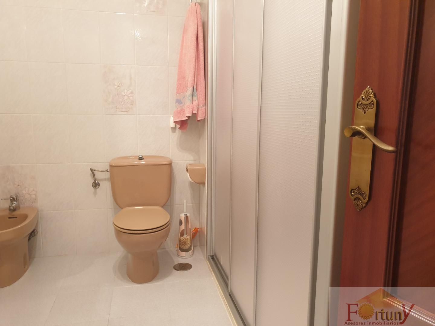 For sale of flat in Almuñécar