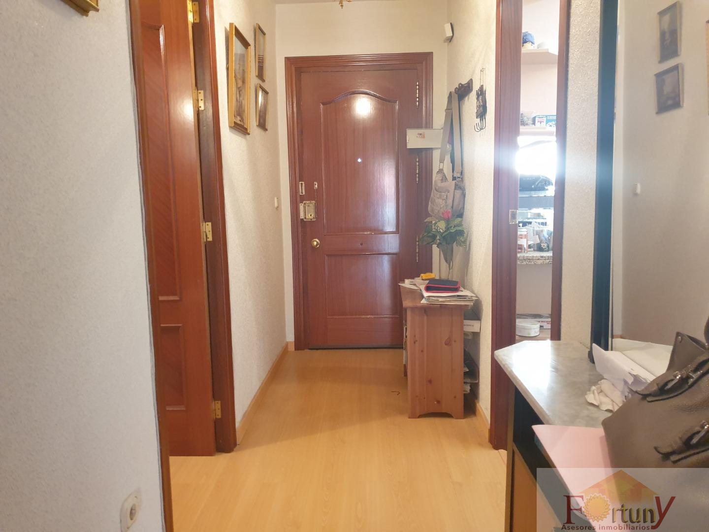 For sale of flat in Almuñécar