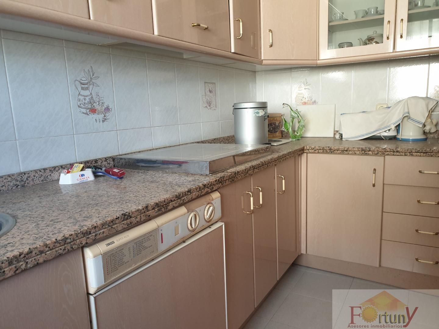 For sale of flat in Almuñécar