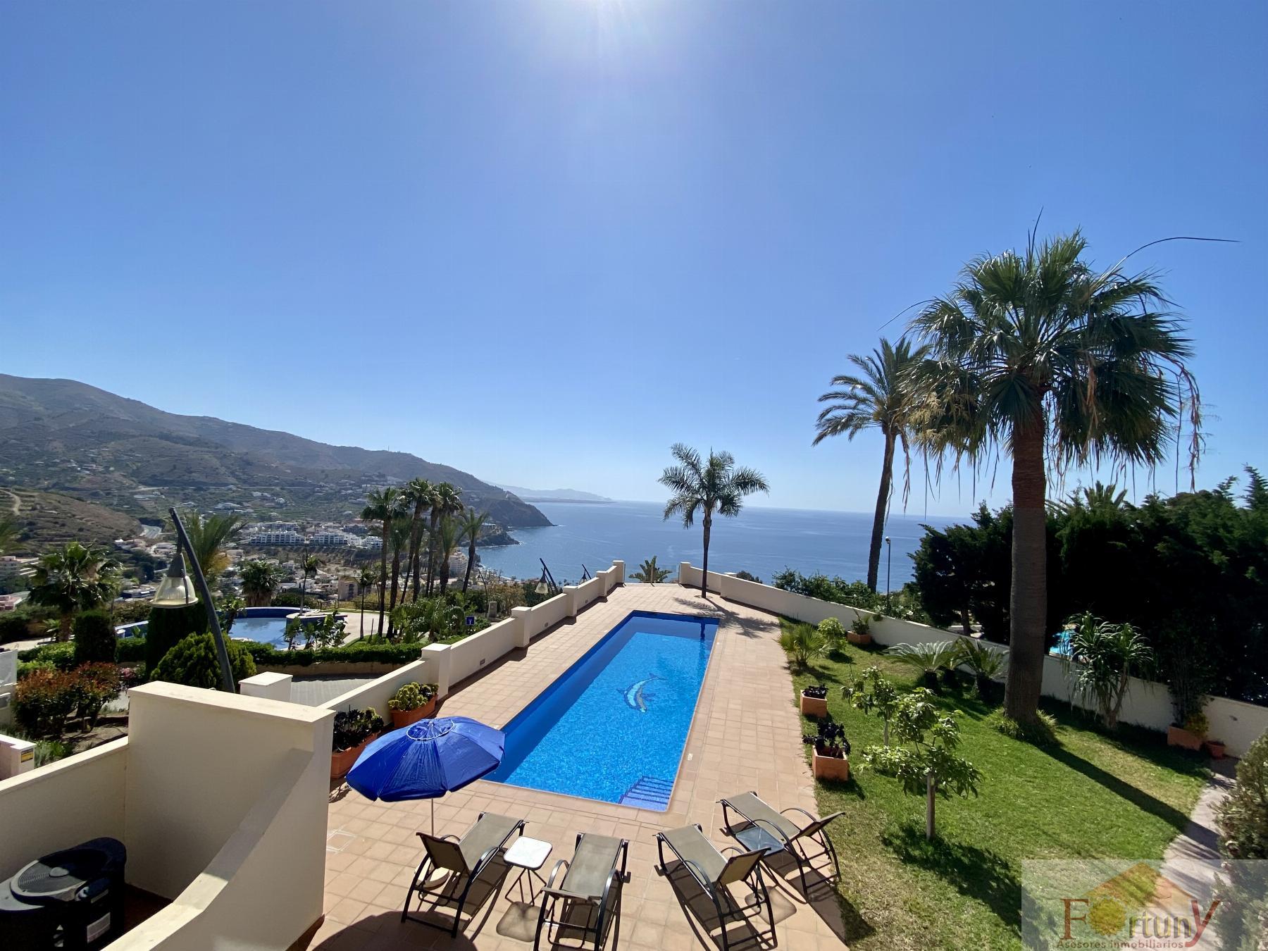 For sale of chalet in Almuñécar