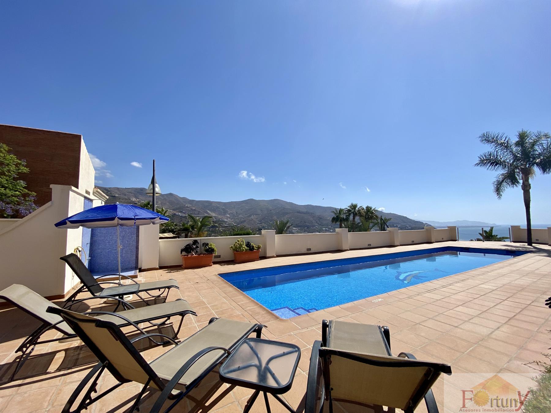 For sale of chalet in Almuñécar