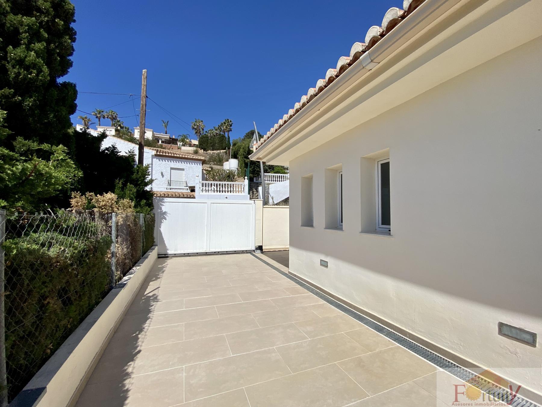 For sale of chalet in Almuñécar