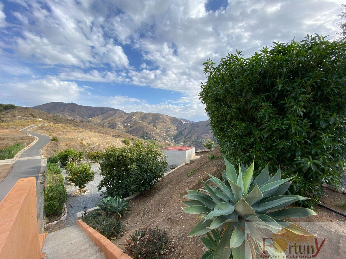 For sale of rural property in Almuñécar