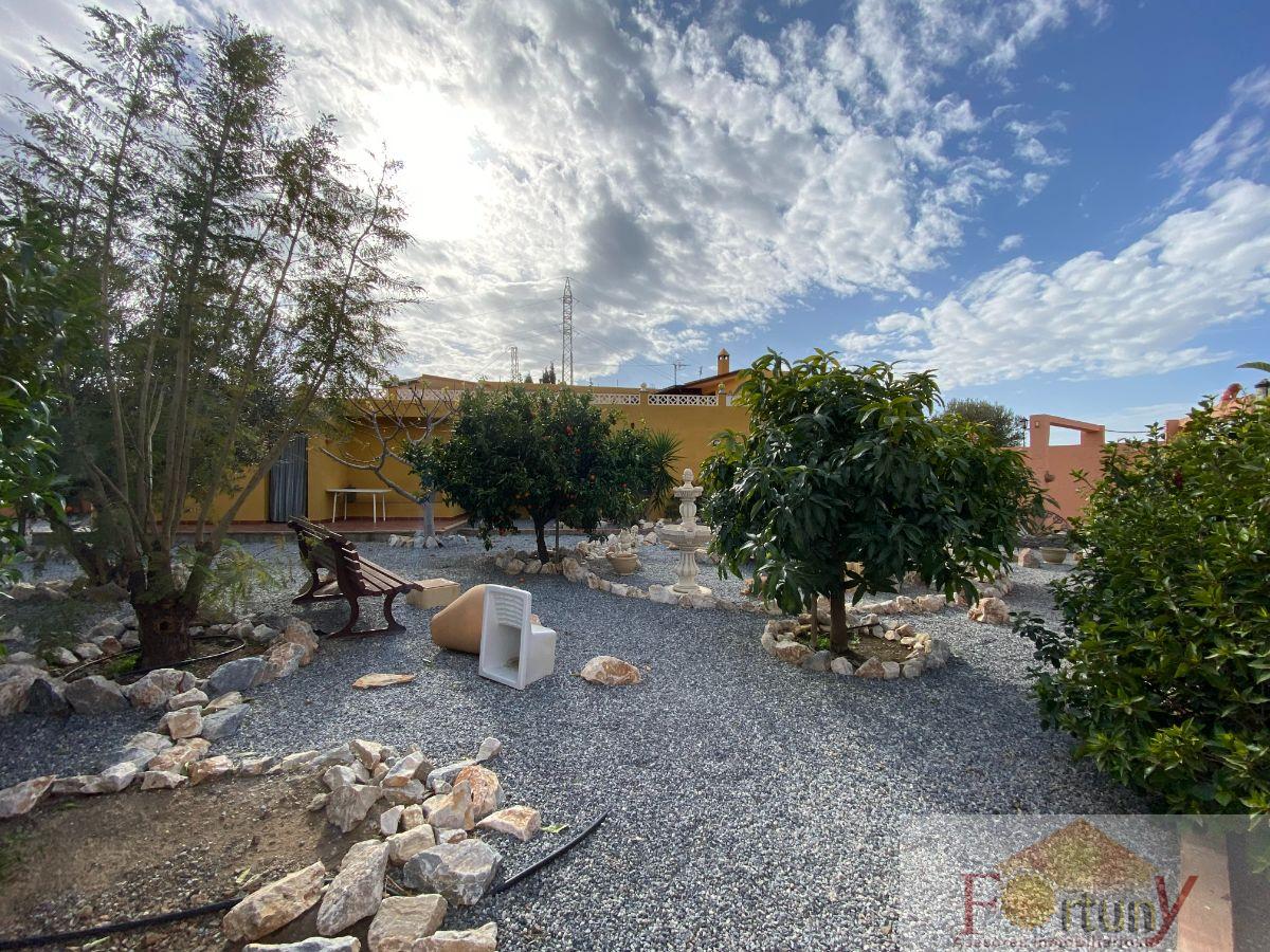 For sale of rural property in Almuñécar