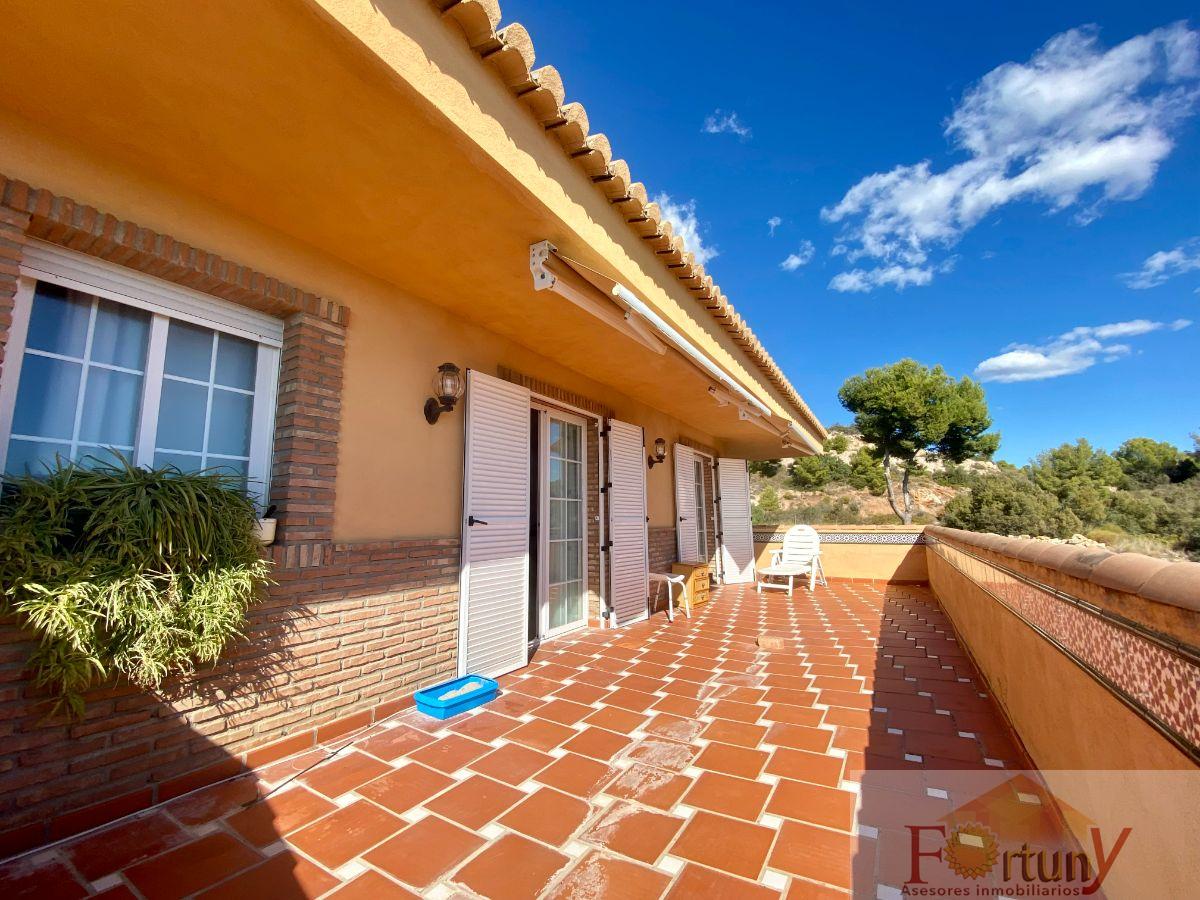 For sale of house in La Herradura