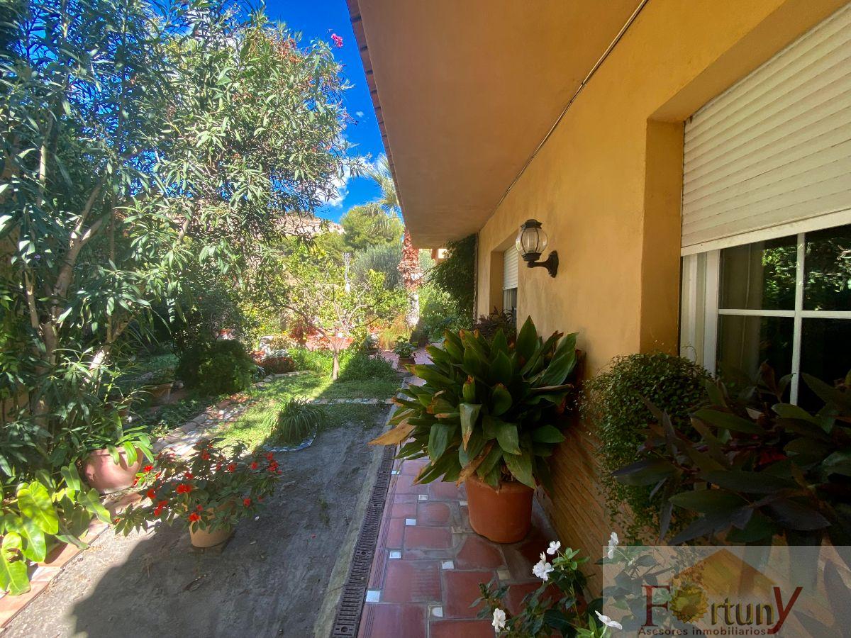 For sale of house in La Herradura