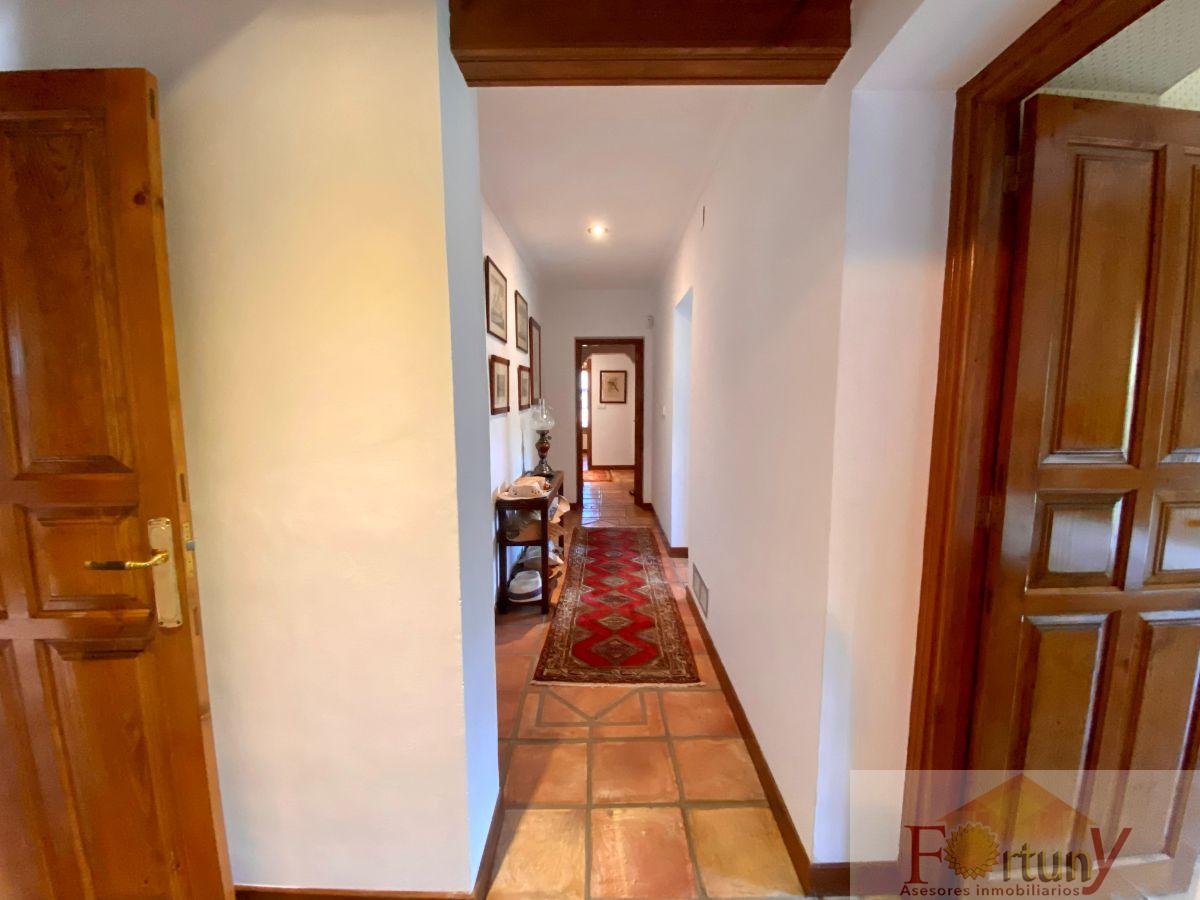 For sale of villa in La Herradura