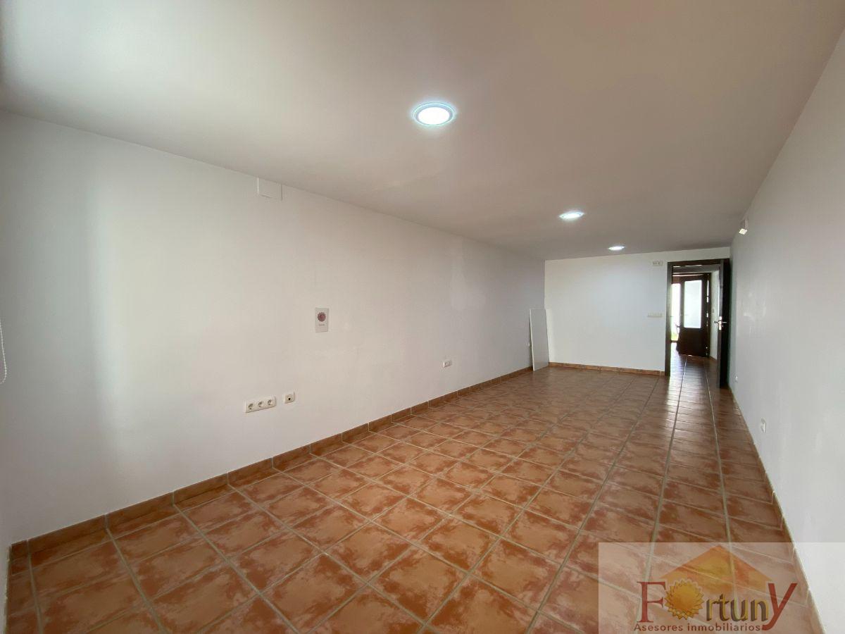 For sale of house in Dílar