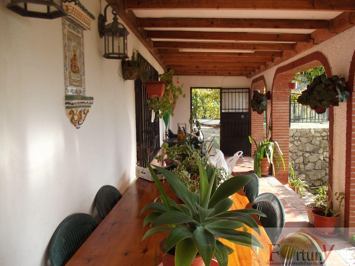 For sale of rural property in Alcaucín