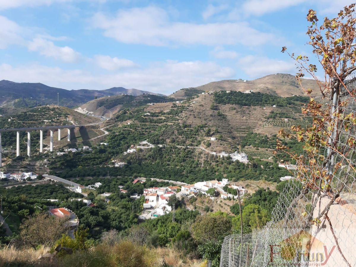 For sale of land in Almuñécar