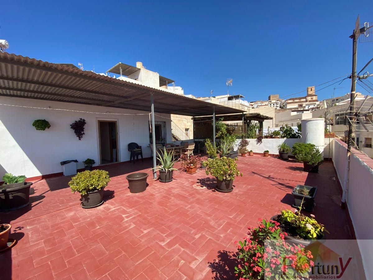 For sale of house in Salobreña