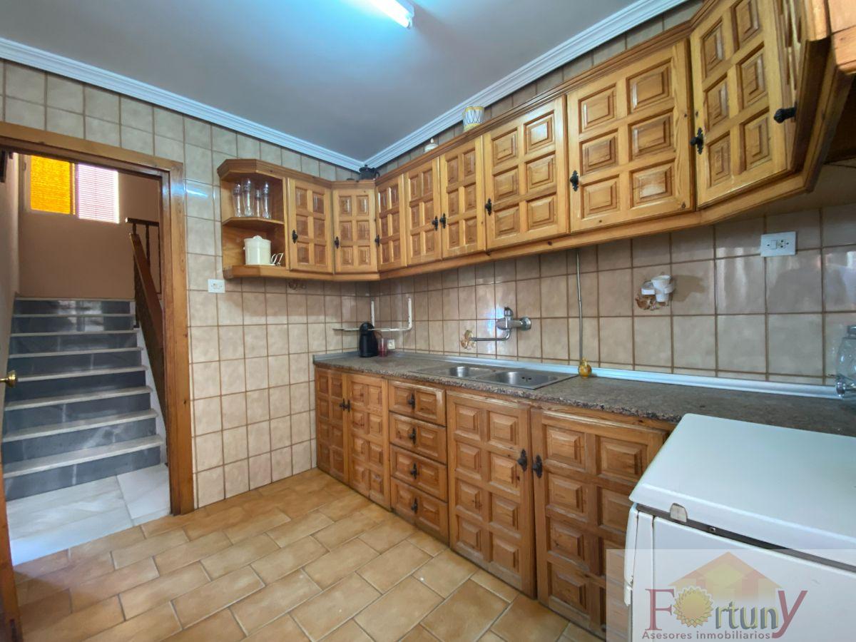 For sale of house in Salobreña