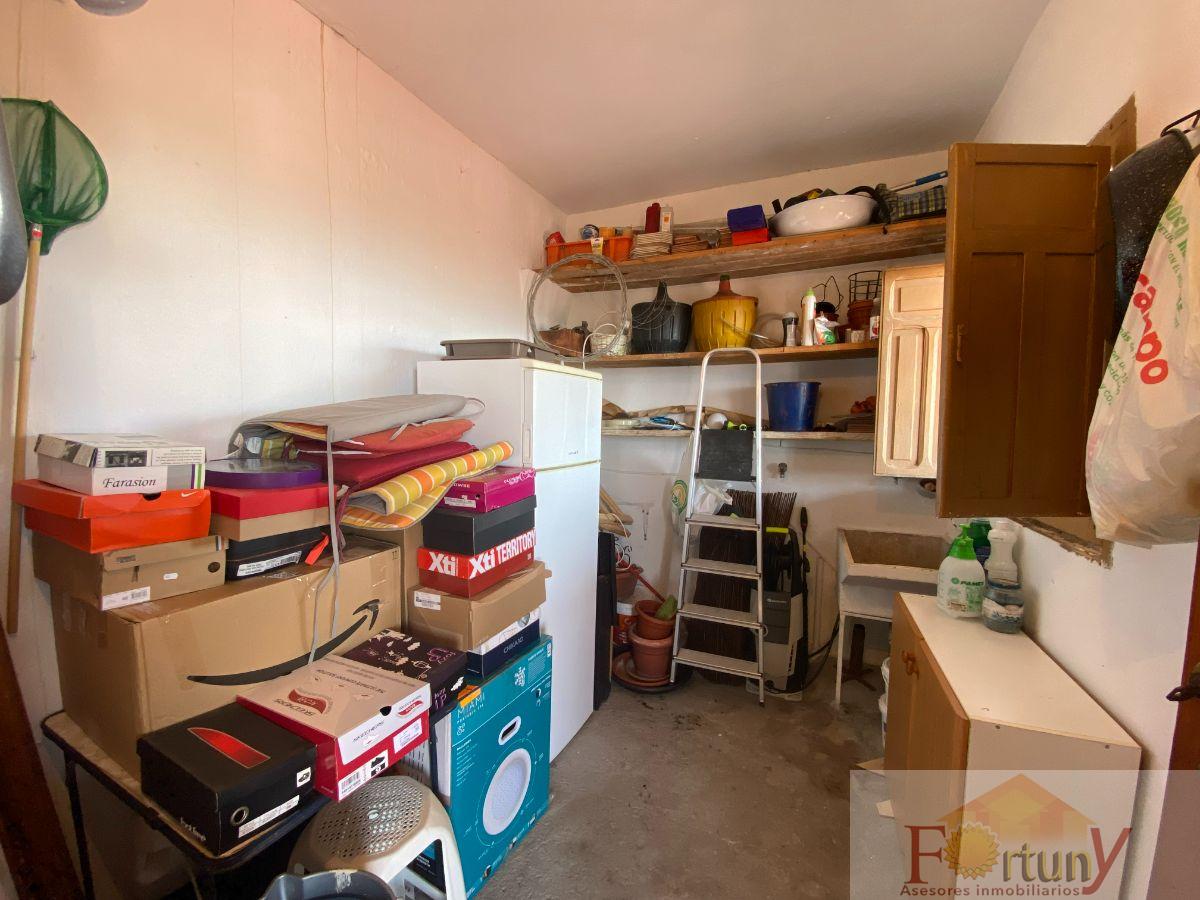 For sale of house in Salobreña