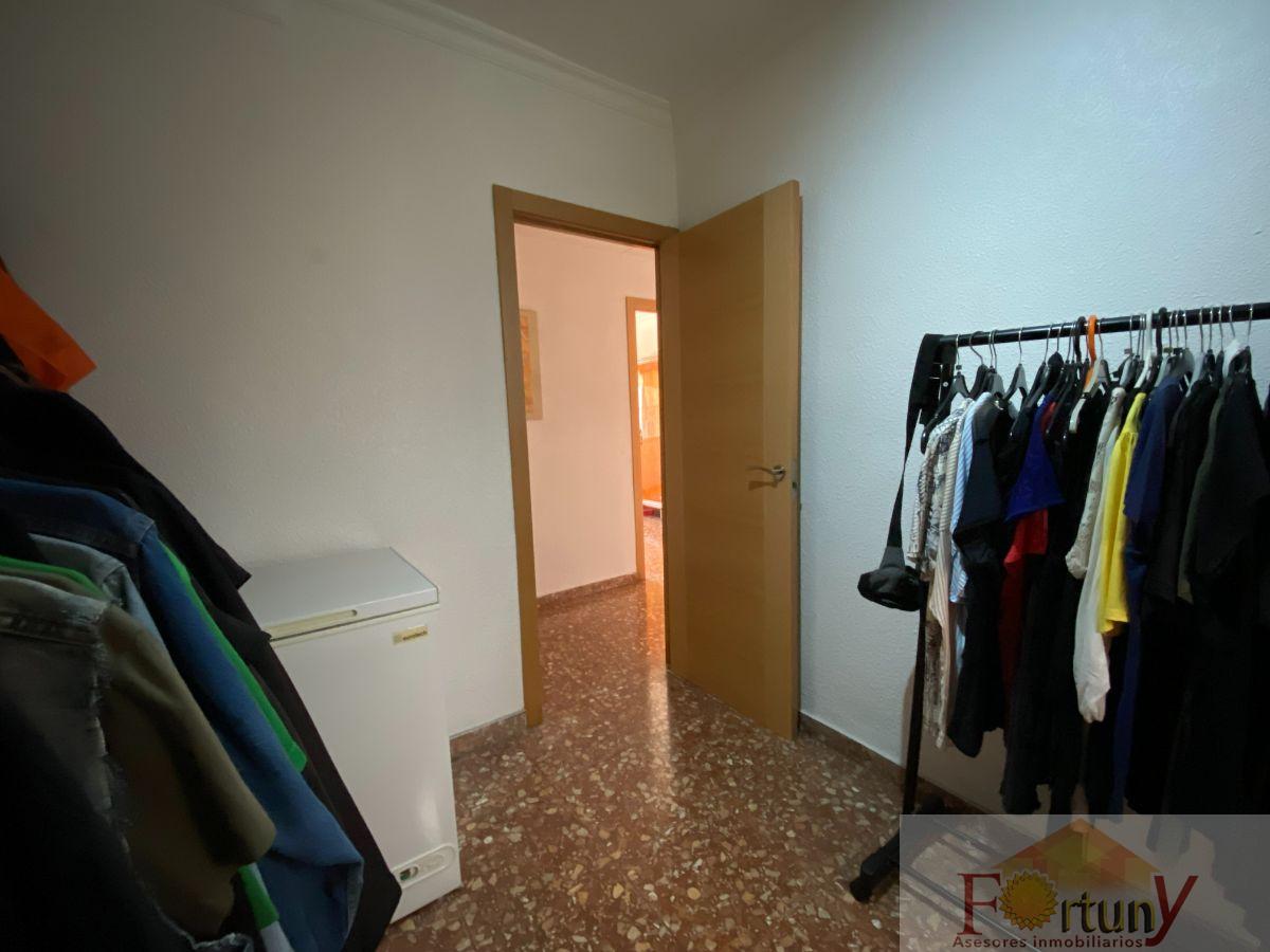For sale of house in Salobreña