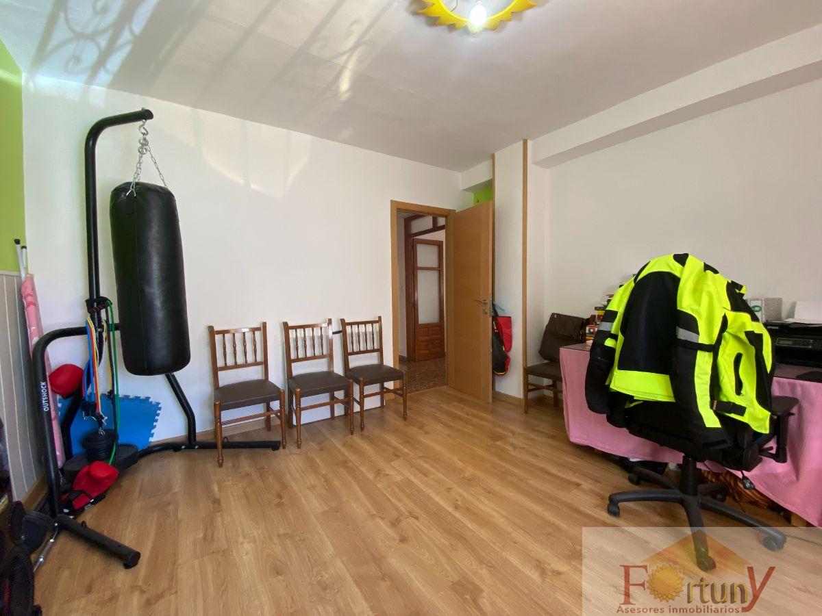 For sale of house in Salobreña