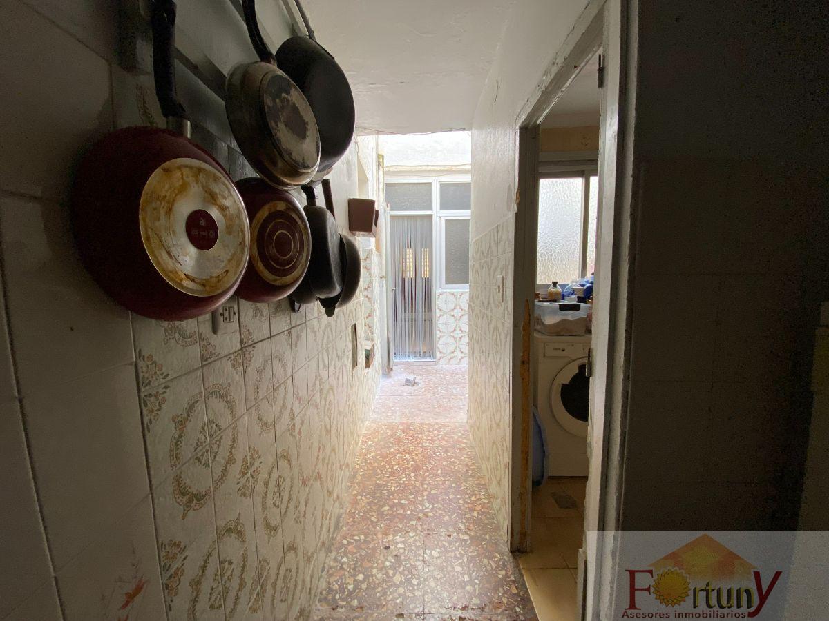 For sale of house in Salobreña