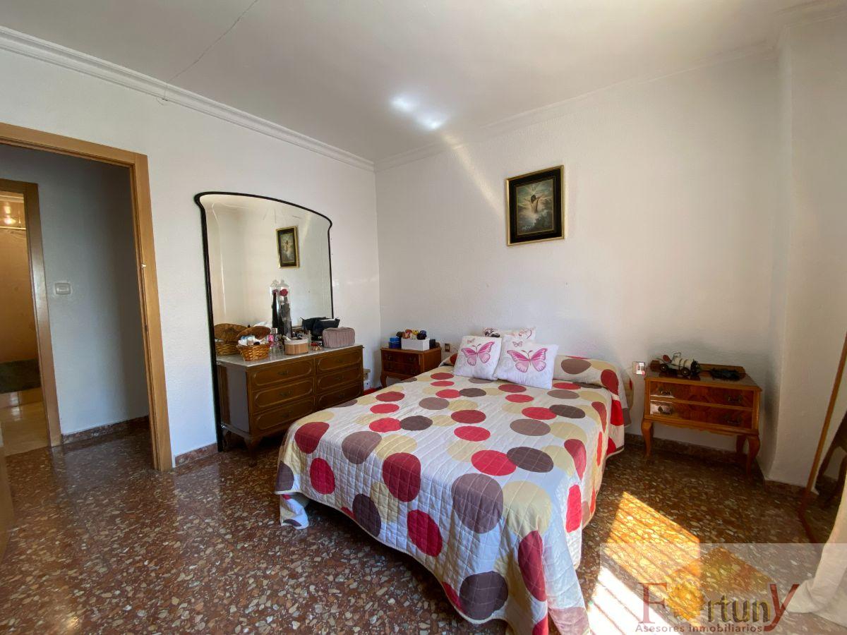 For sale of house in Salobreña