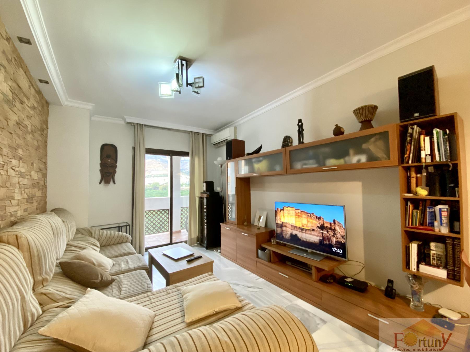 For sale of apartment in Almuñécar