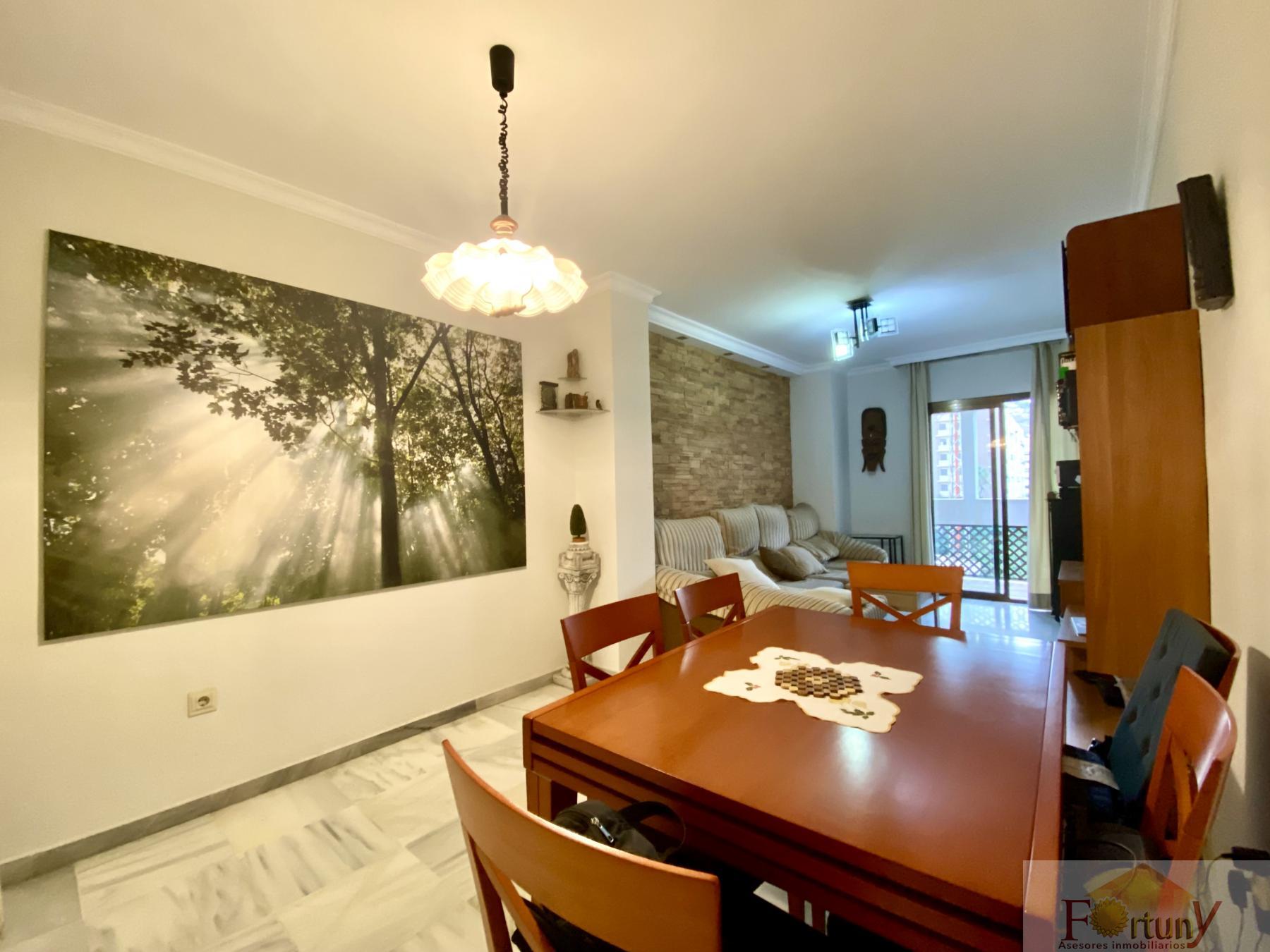 For sale of apartment in Almuñécar