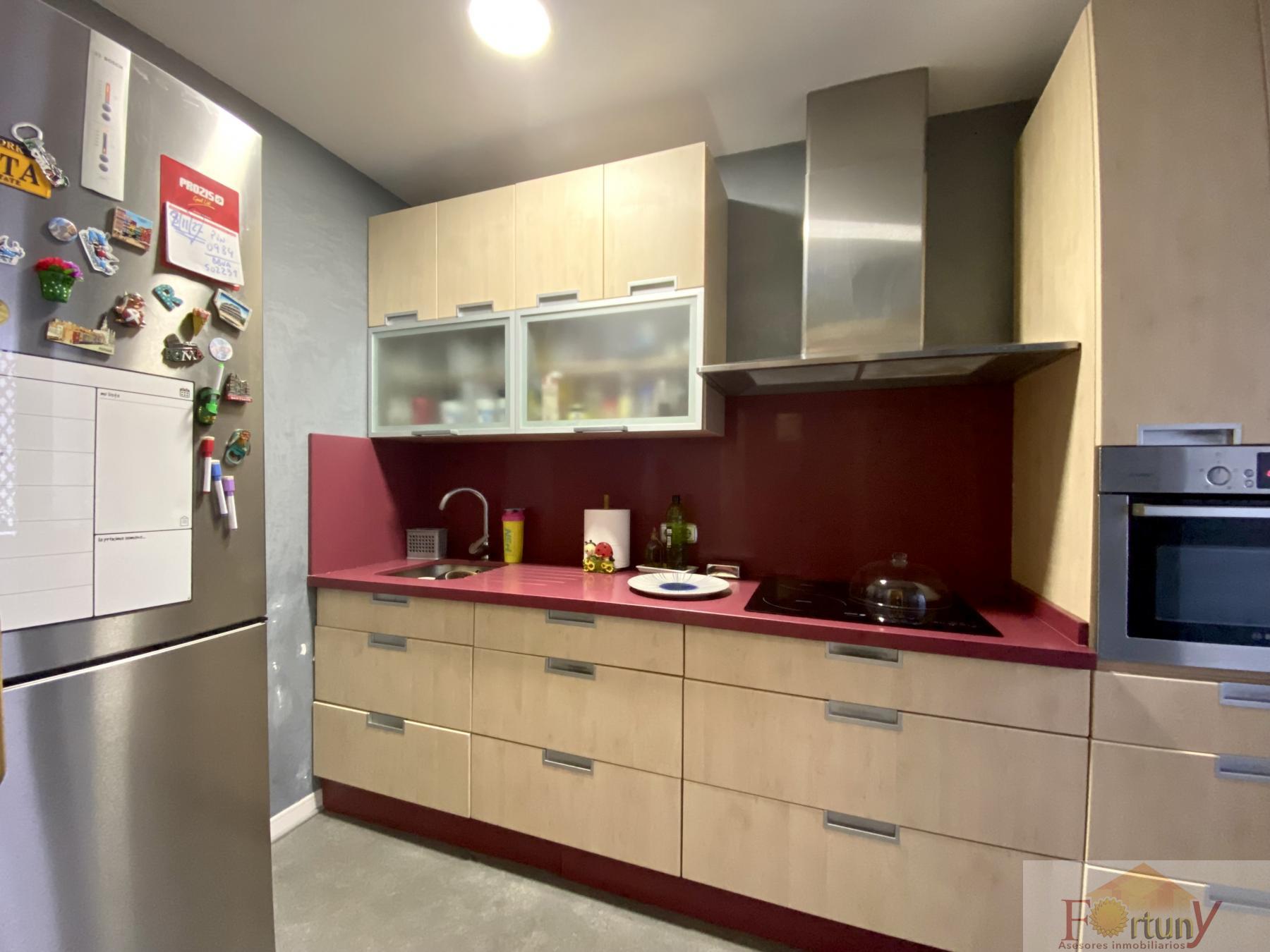 For sale of apartment in Almuñécar