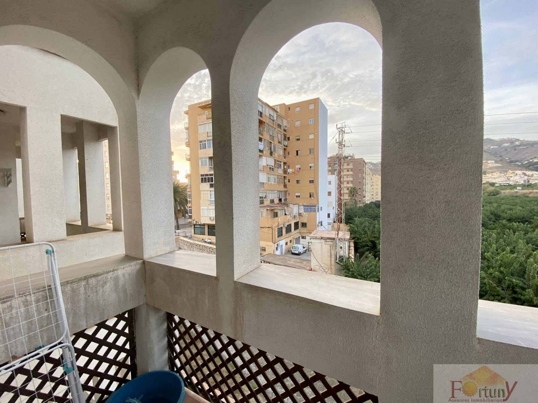 For sale of apartment in Almuñécar