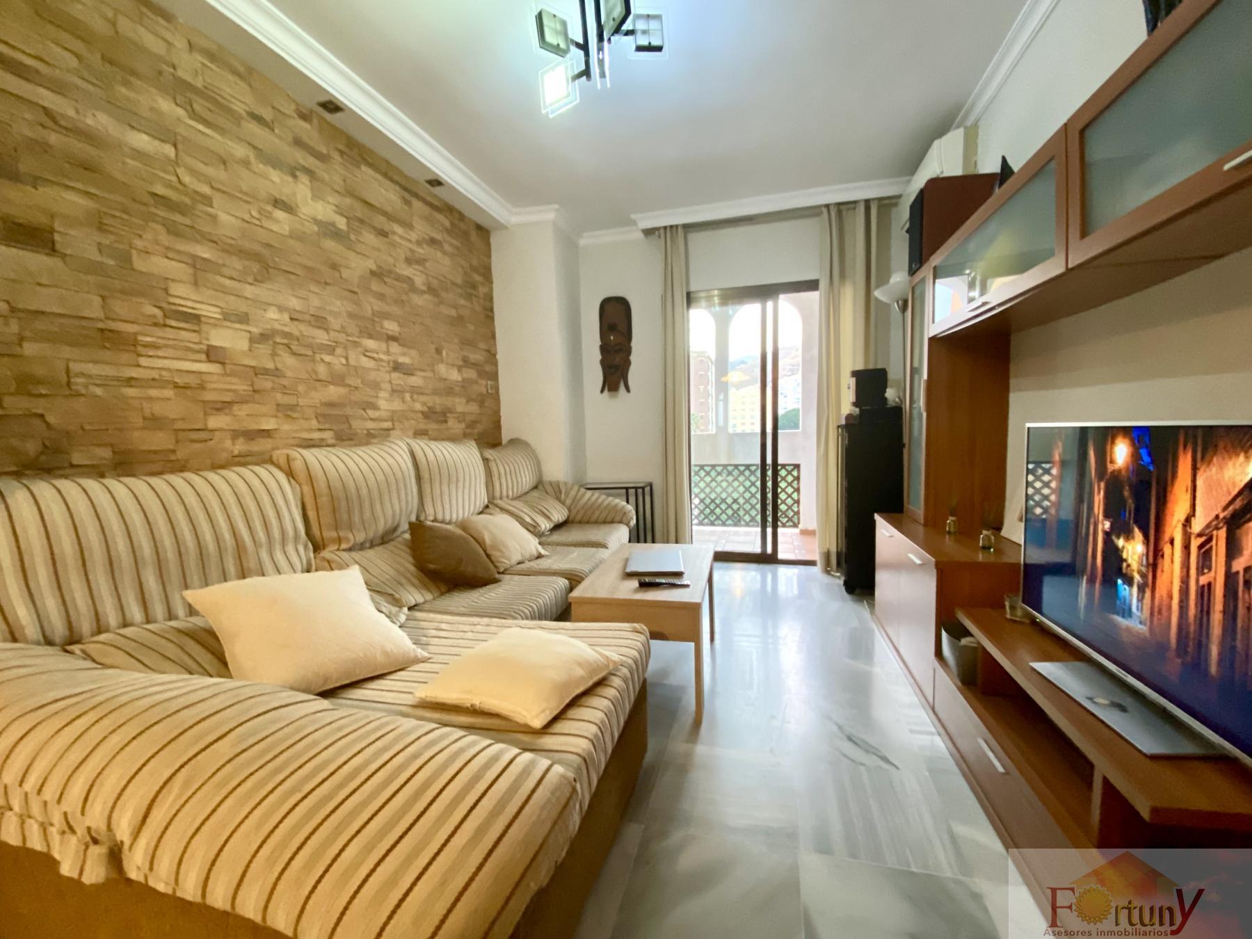 For sale of apartment in Almuñécar