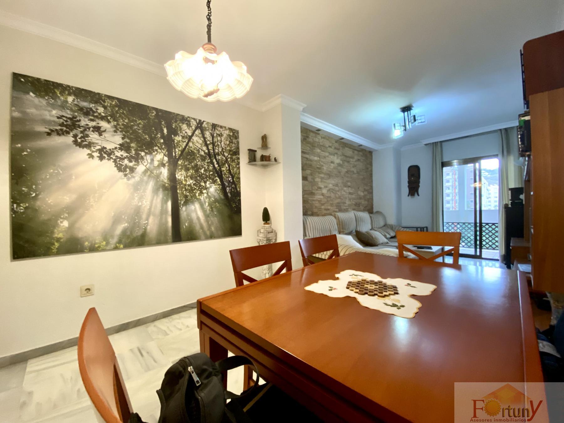 For sale of apartment in Almuñécar