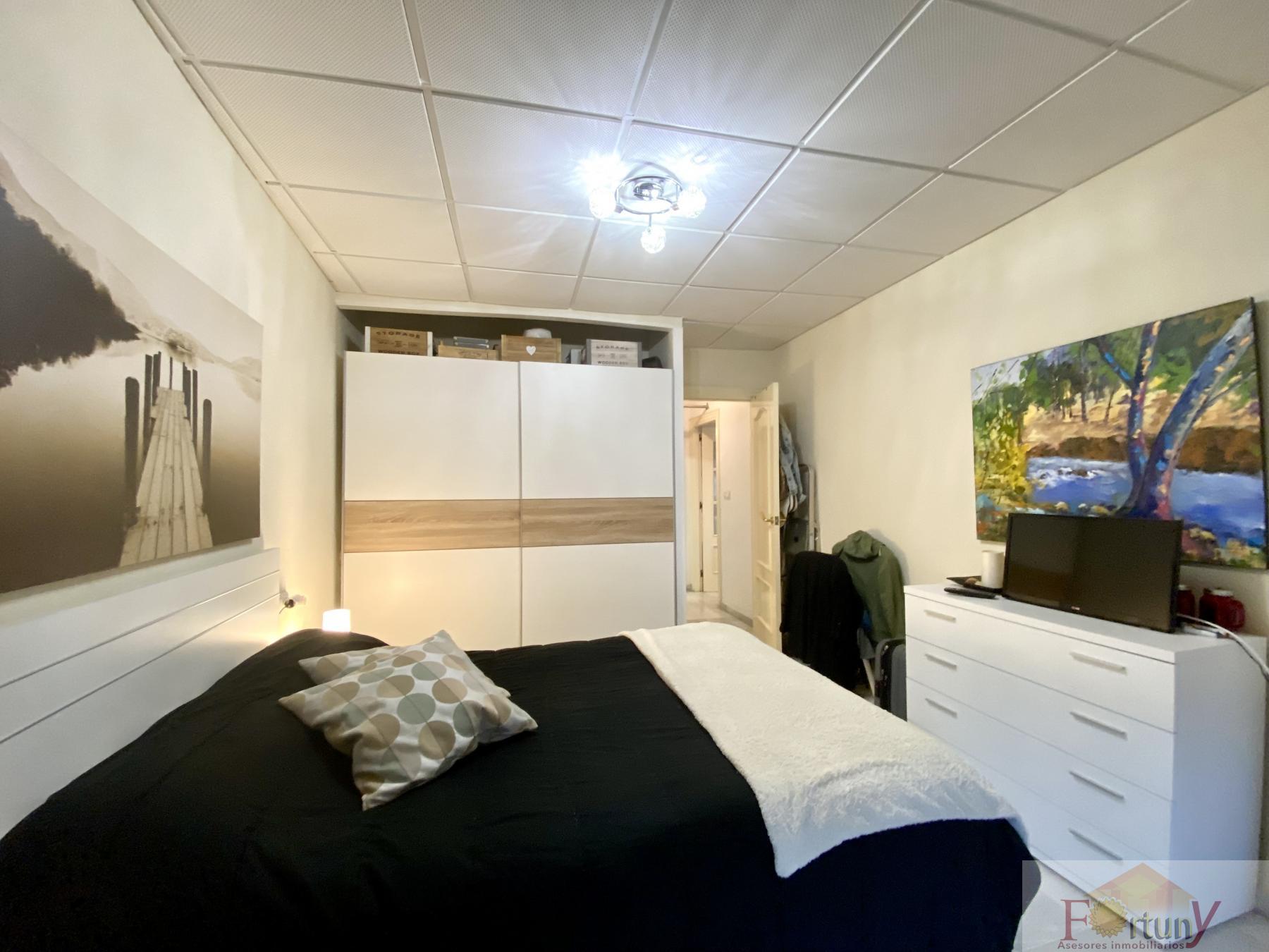 For sale of apartment in Almuñécar