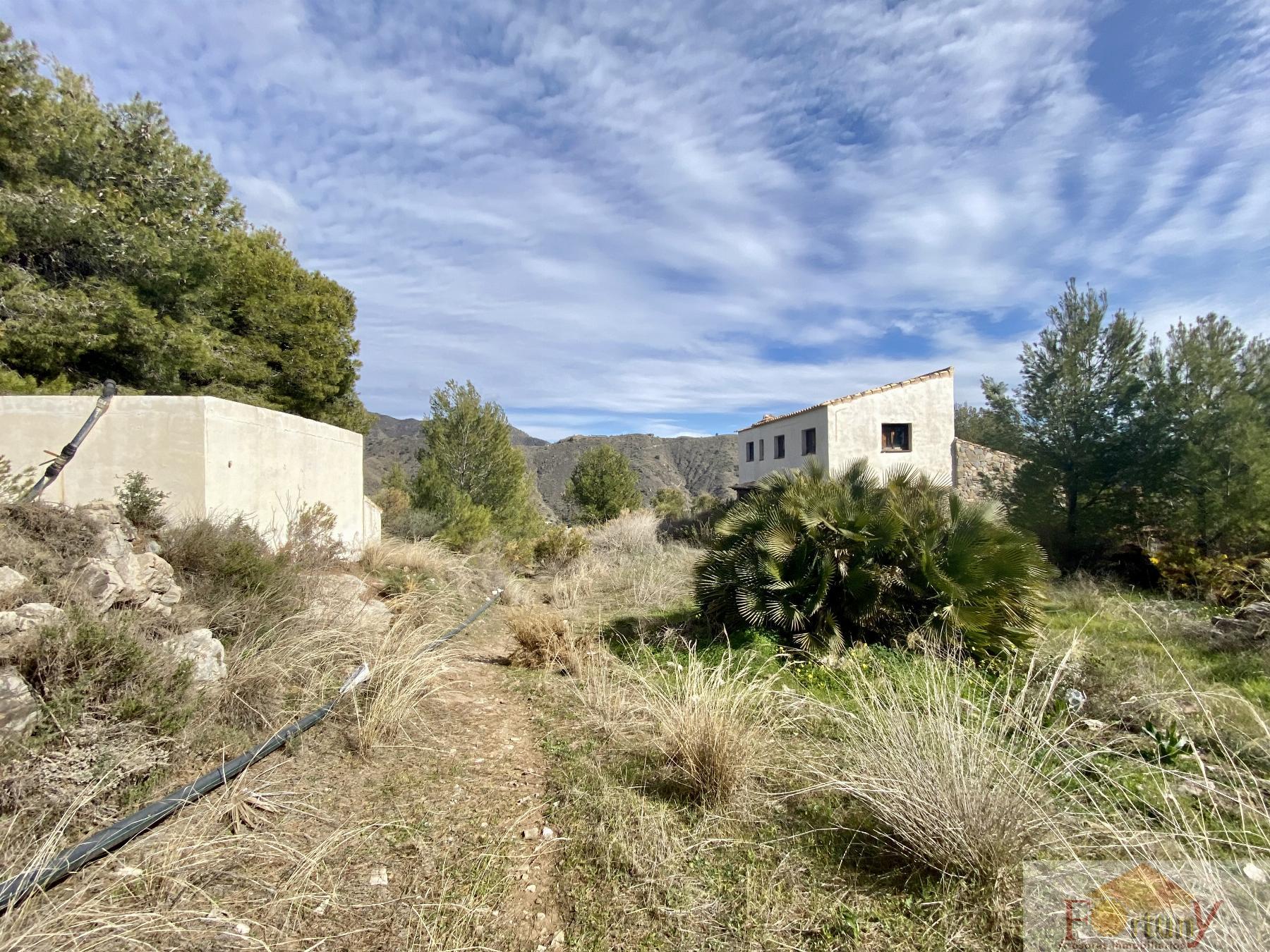 For sale of rural property in La Herradura