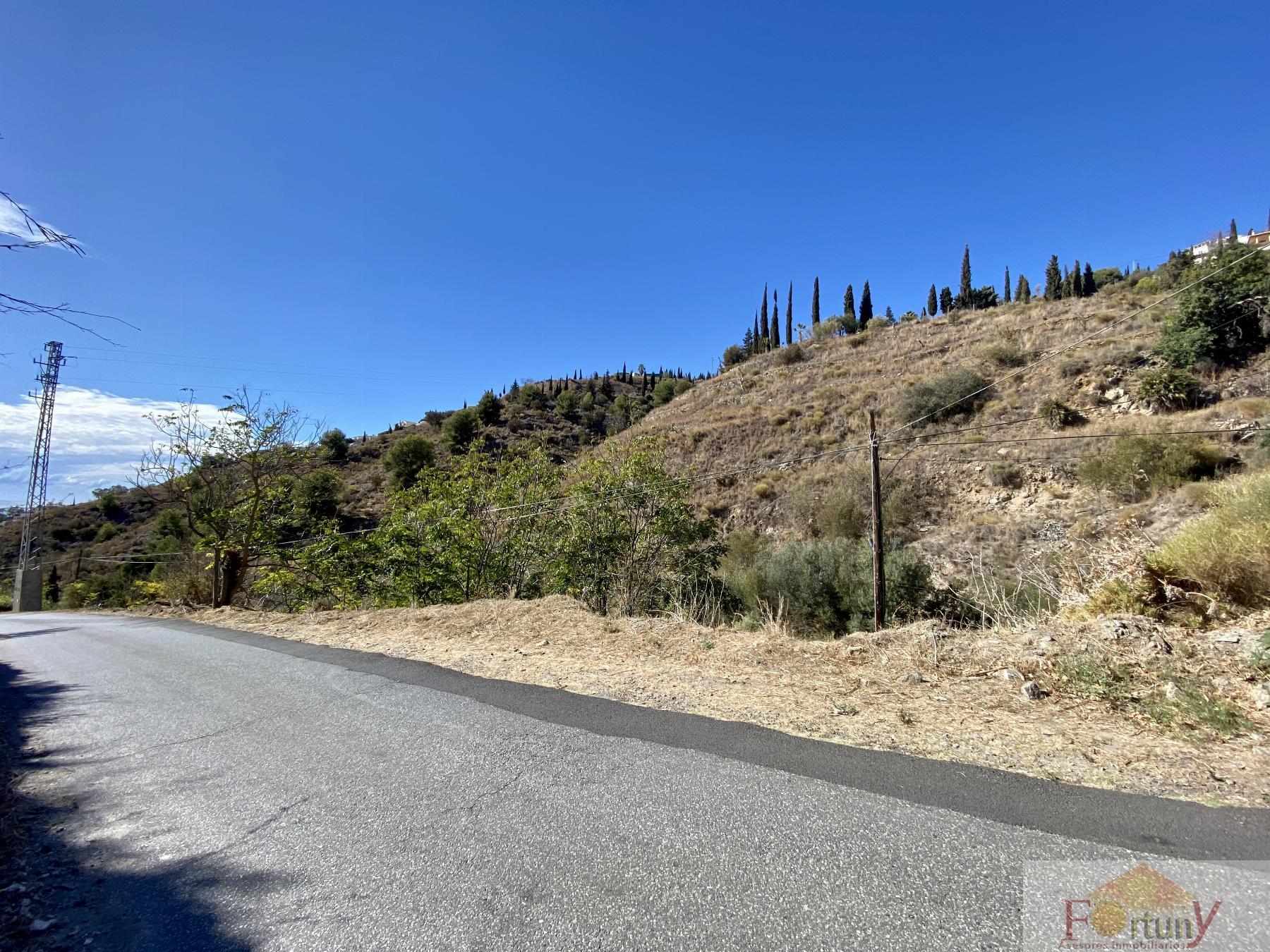 For sale of land in Almuñécar