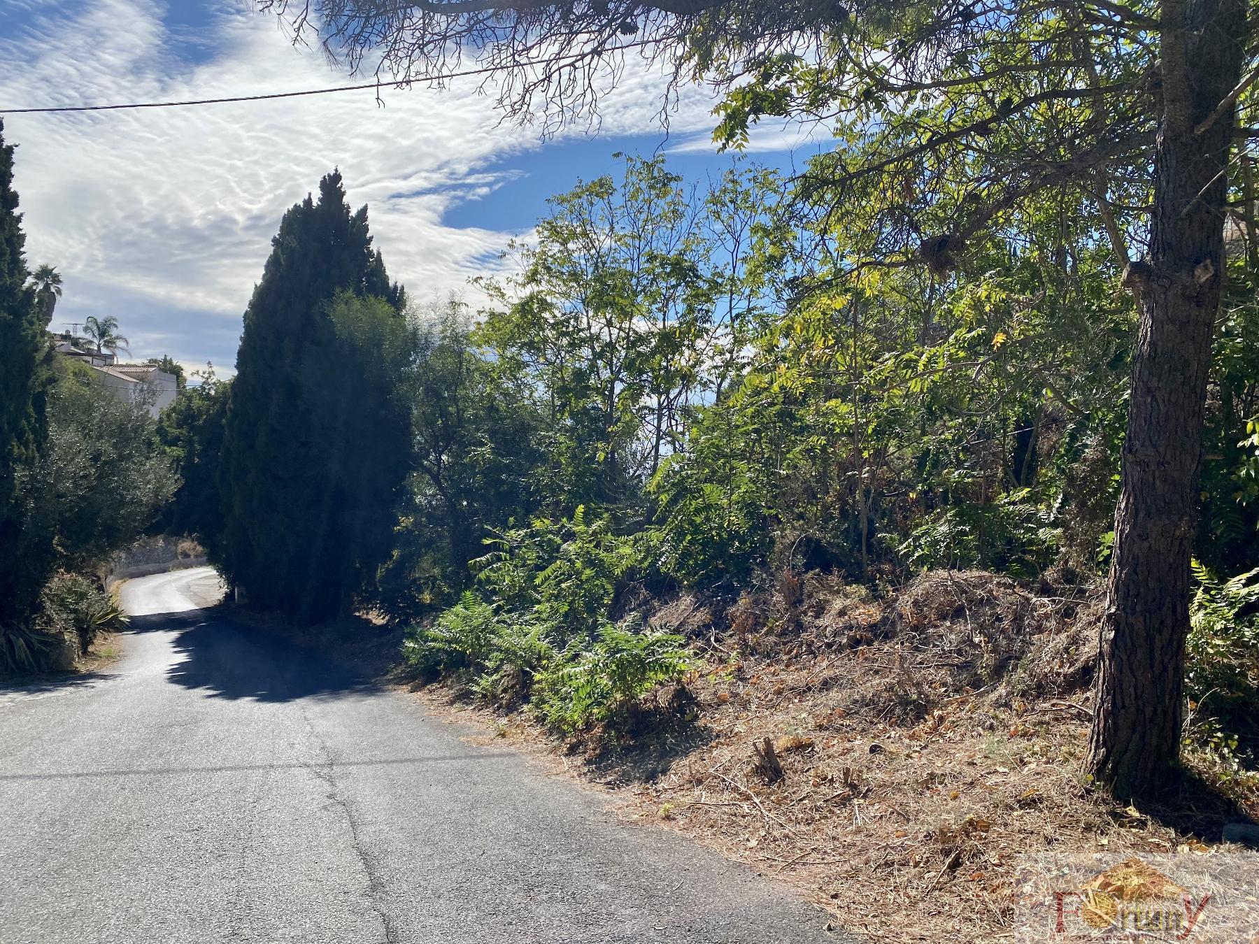 Venta de terreno en Almuñécar