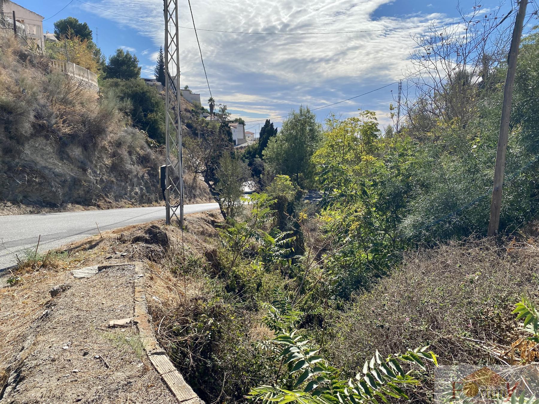 For sale of land in Almuñécar