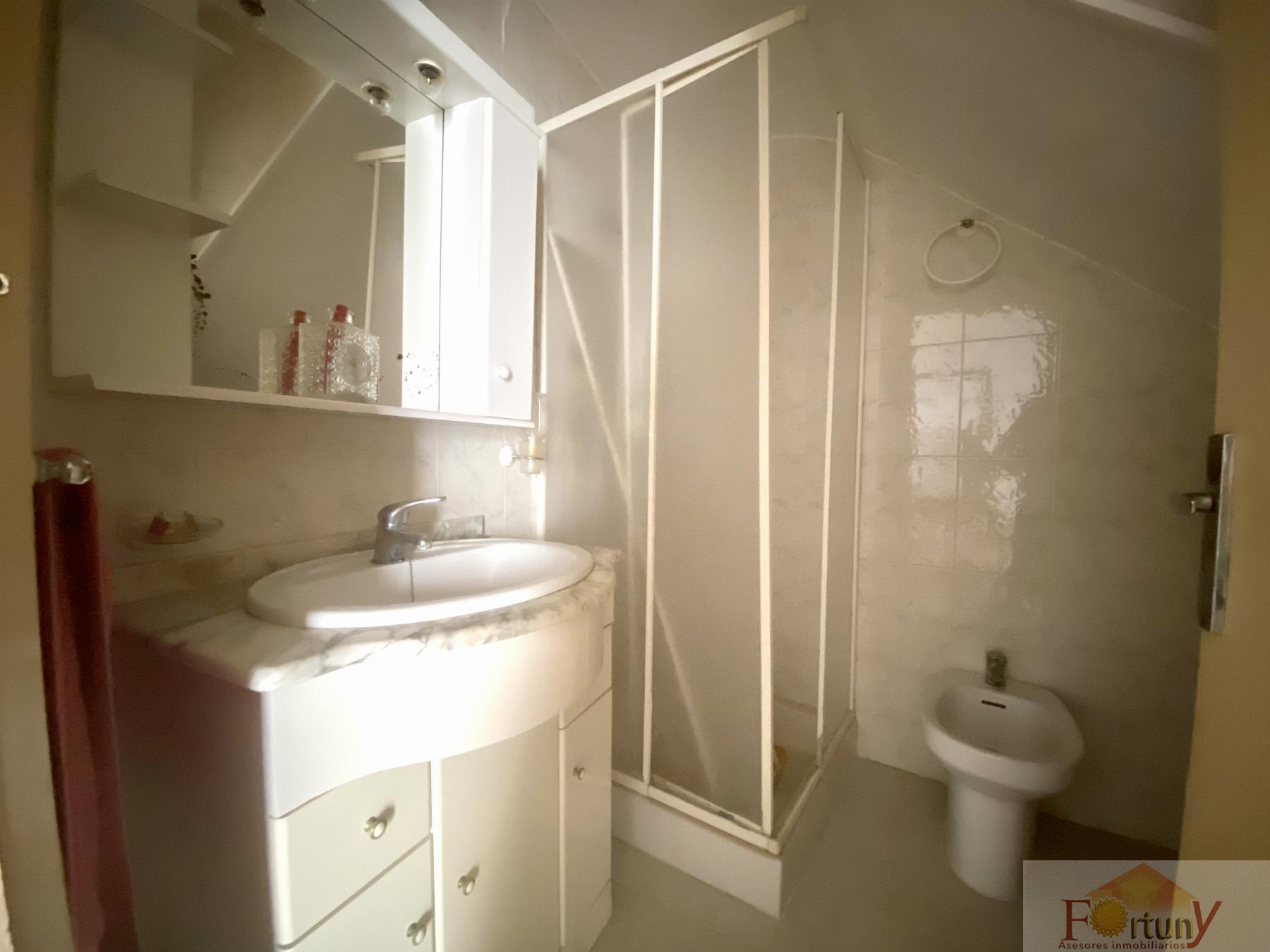 For sale of house in La Herradura
