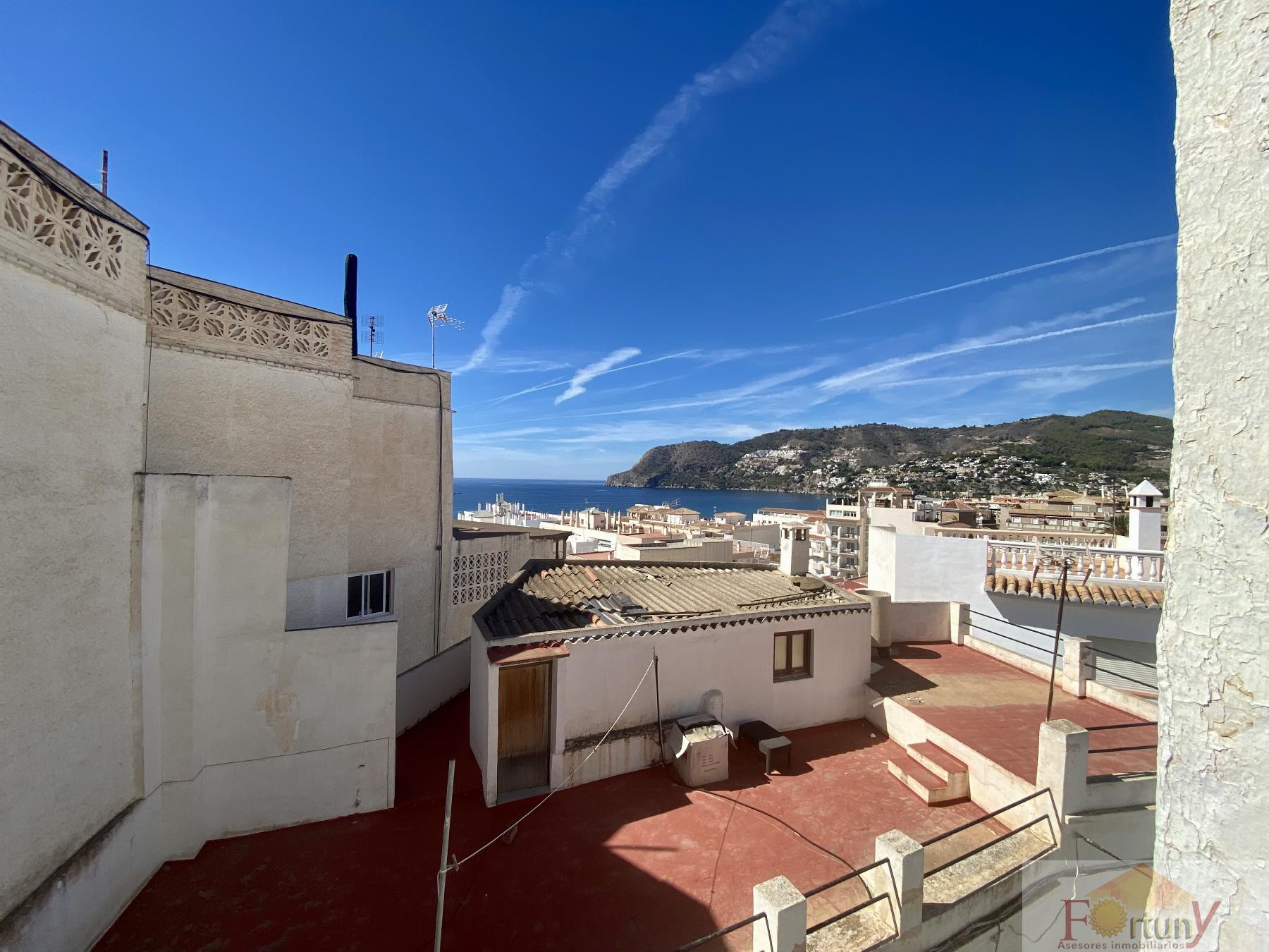 For sale of house in La Herradura